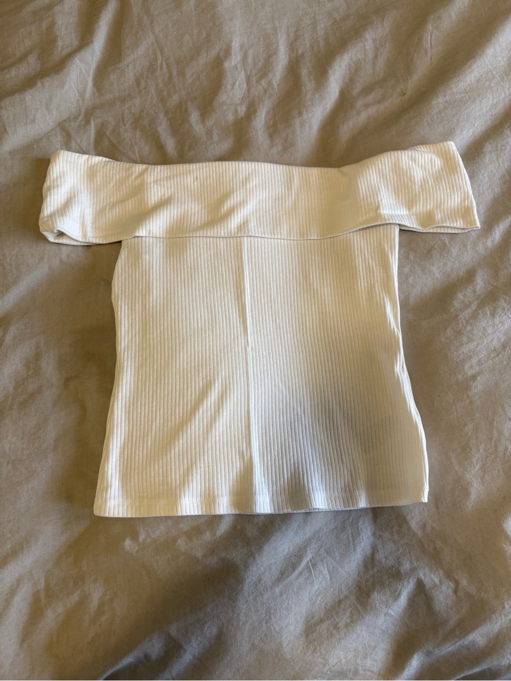 Old Navy White Off-Shoulder Ribbed Top
